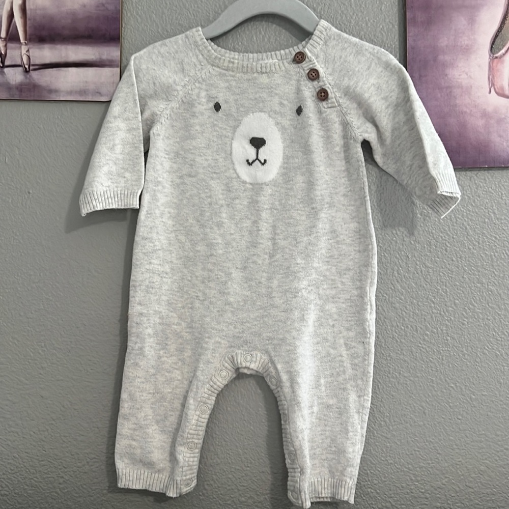 Carters 3 month knit overall/jumper baby boy / girl used  condition cotton grey